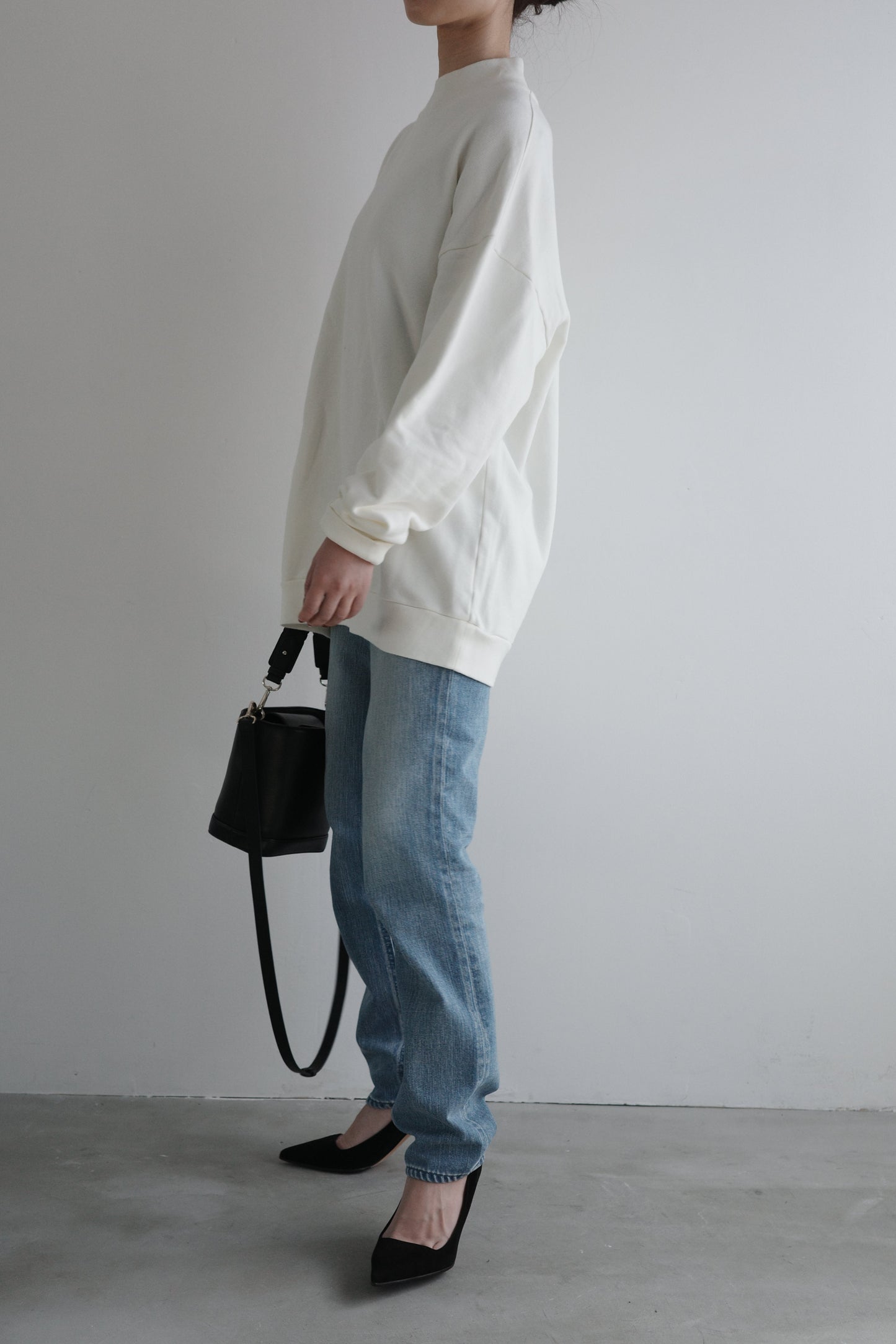 MELT MOCK NECK PULLOVER(和歌山裏毛)ーOFF WHITE