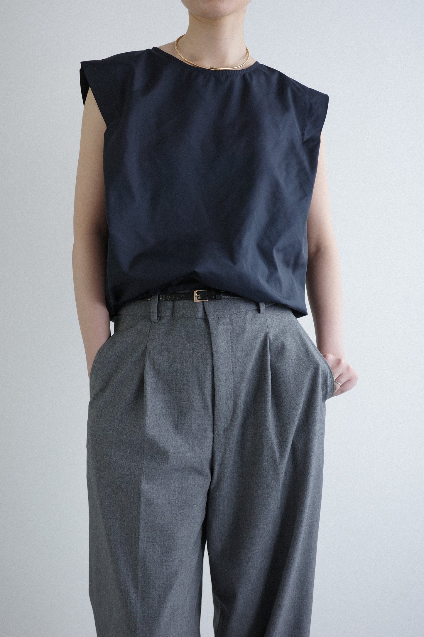 BALLOON SILHOUETTE NO SLEEVE TOPS(LIMONTA)-NAVY
