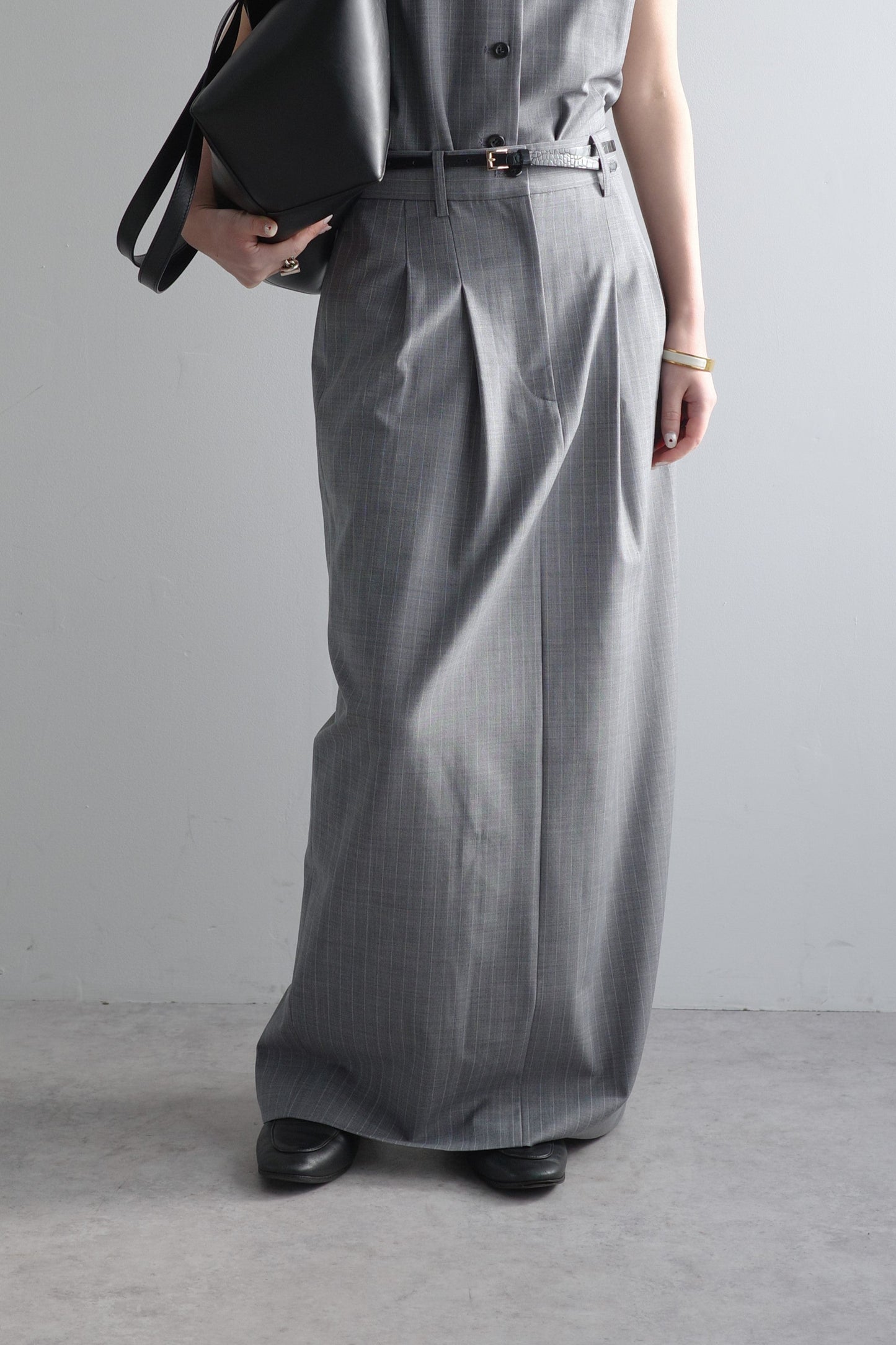 【PRE ORDER】Washable Wool Stripe SkirtーGRAY