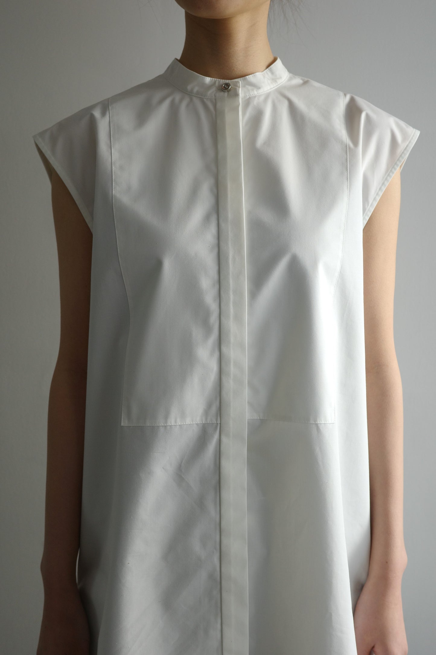 【PRE ORDER】Sleeveless Cotton Shirt(Enshu-Ori)ーWHITE
