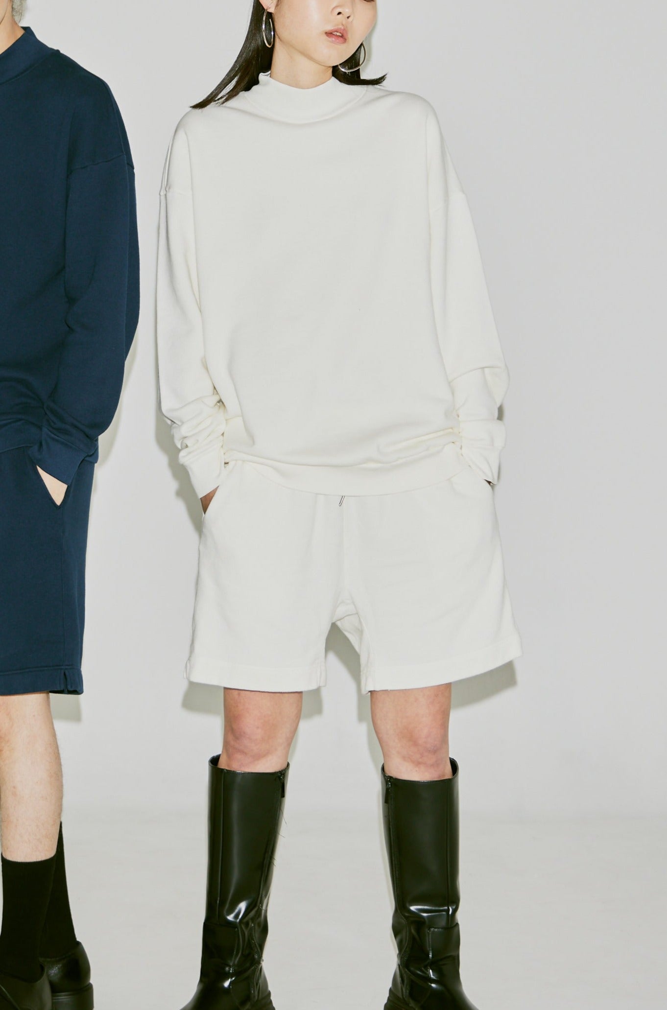 MELT HALF PANTS(和歌山裏毛)ーOFF WHITE
