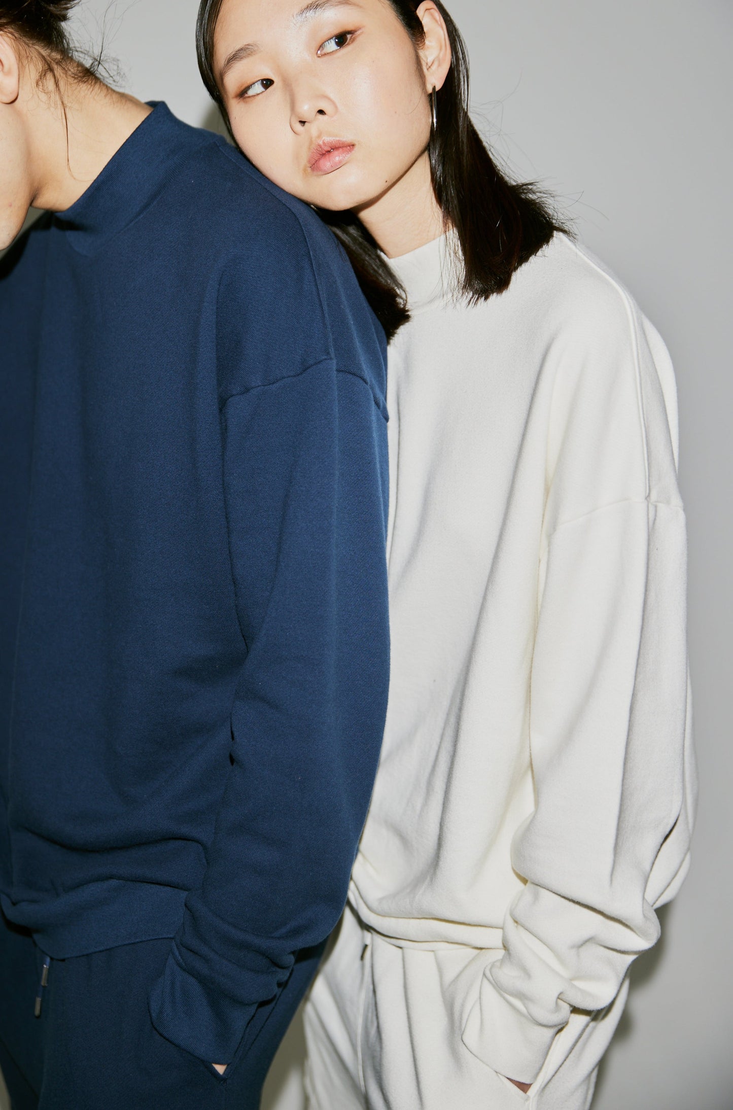 MELT MOCK NECK PULLOVER(和歌山裏毛)ーOFF WHITE