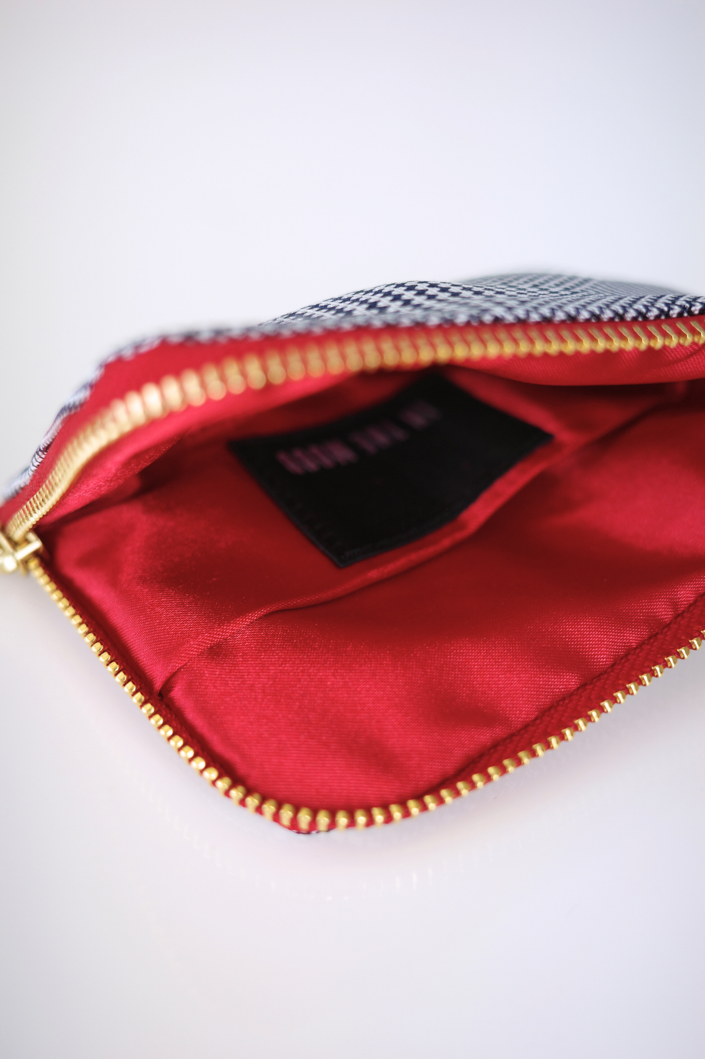 Tie Pouch / Light Gray