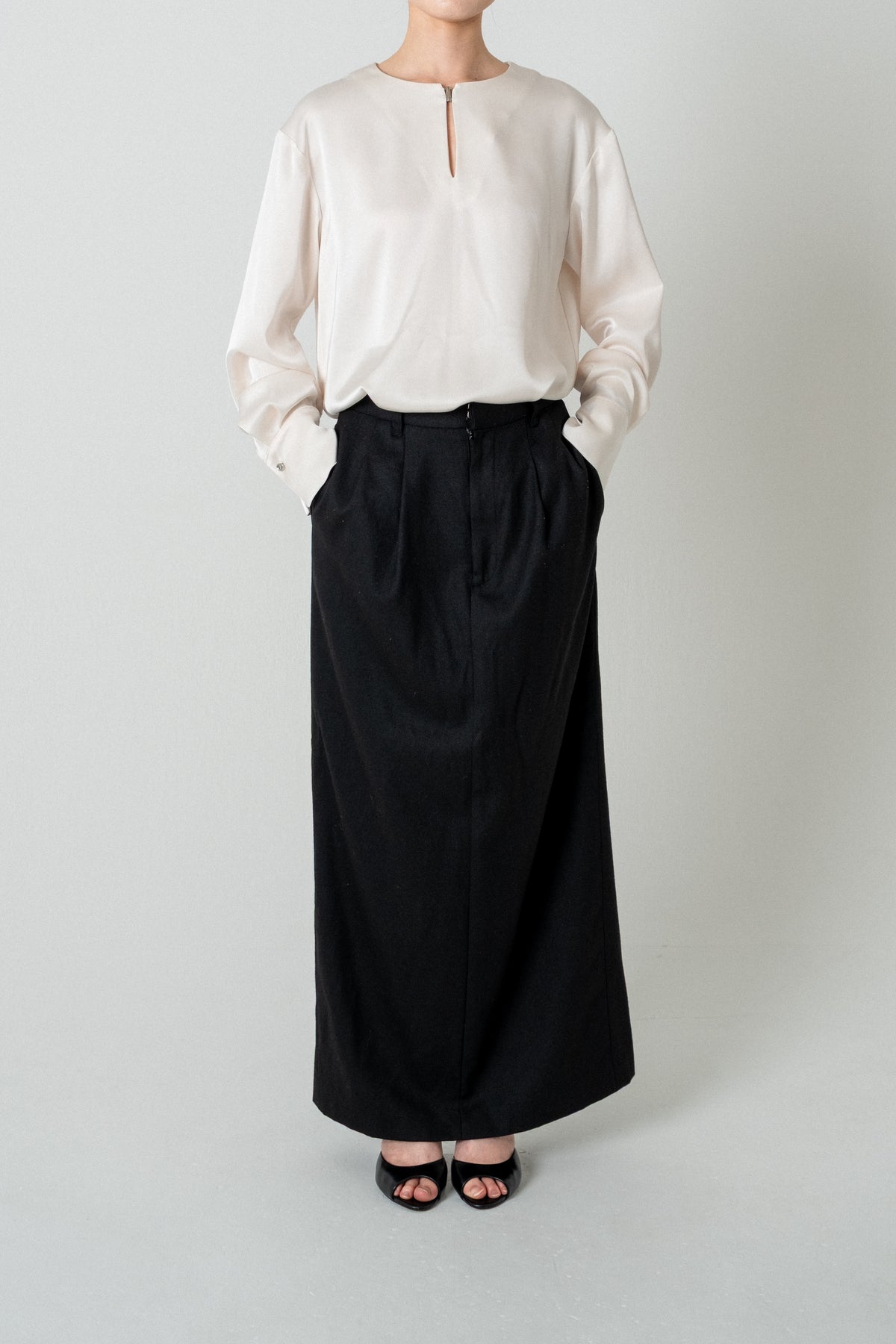 2way Bowtie Satin Blouse / White