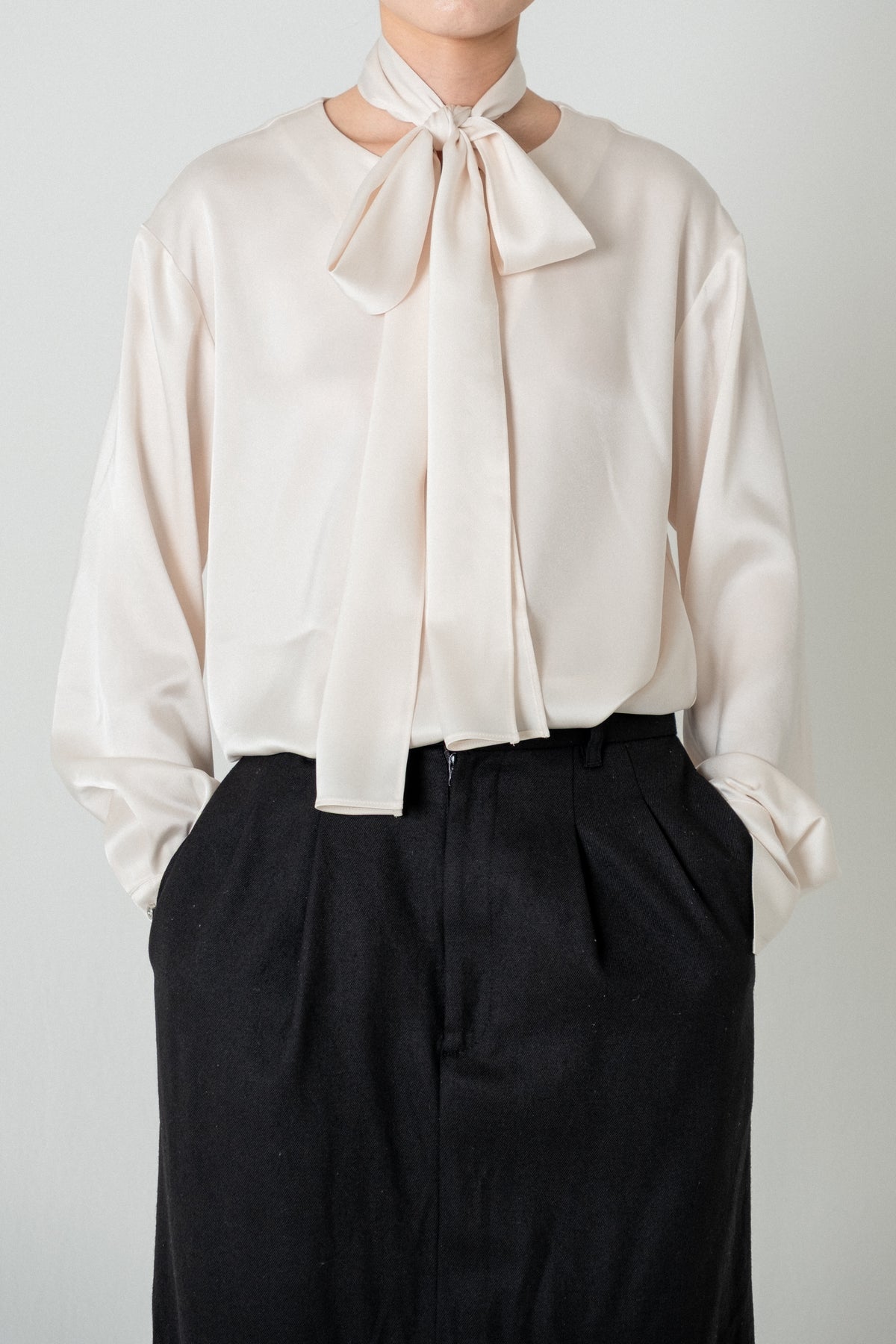2way Bowtie Satin Blouse / White