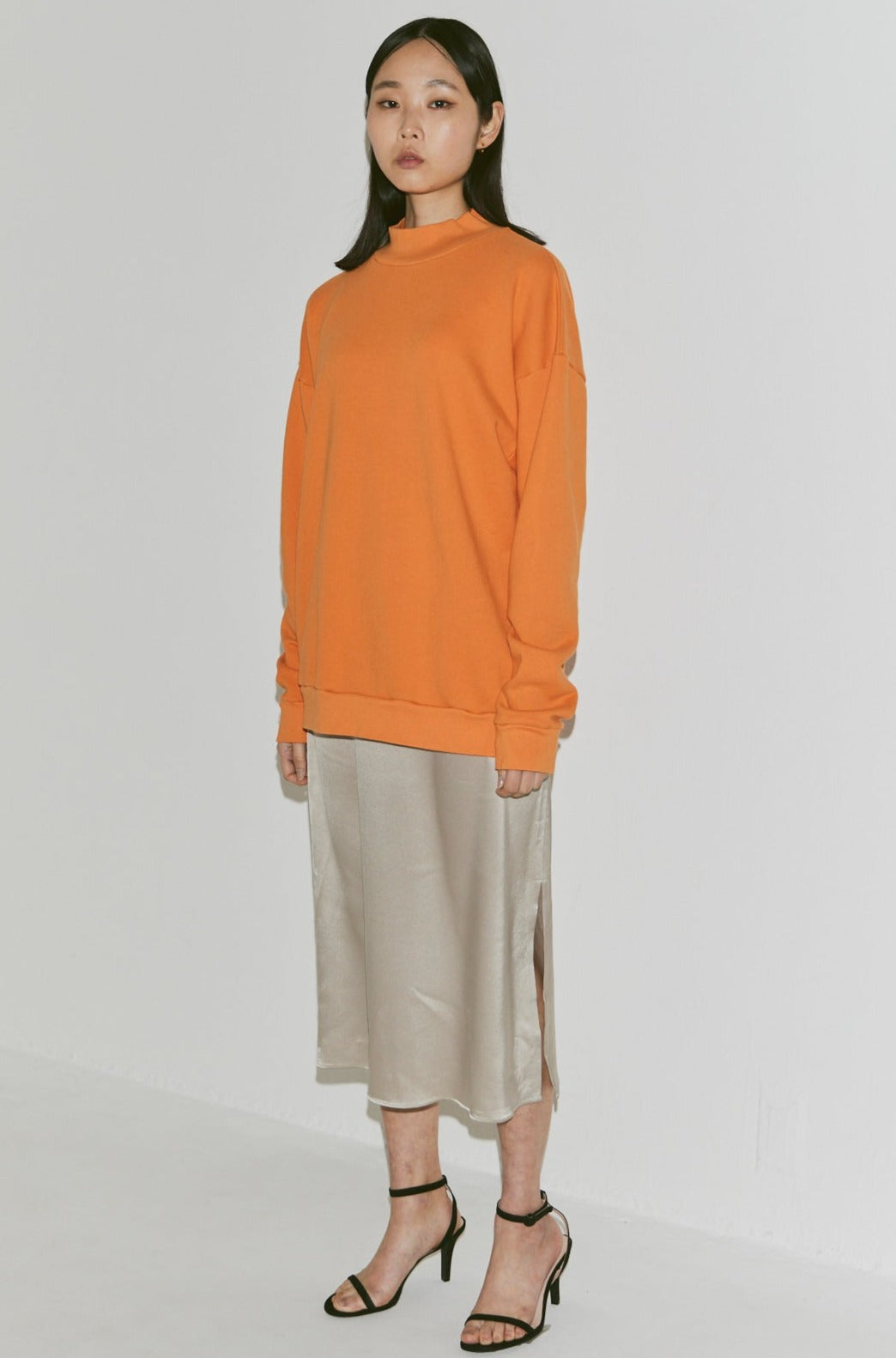 Melt モックネックスウェットシャツ‐Orange（Unisex）